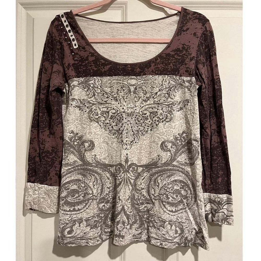 Brown and White Y2K Grunge Euro Top Size Medium